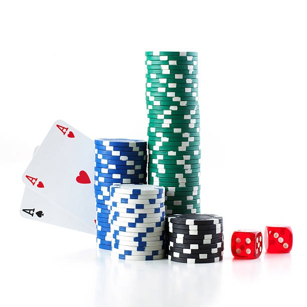 Sic Bo betting layout showing all available bet types on monperatoto